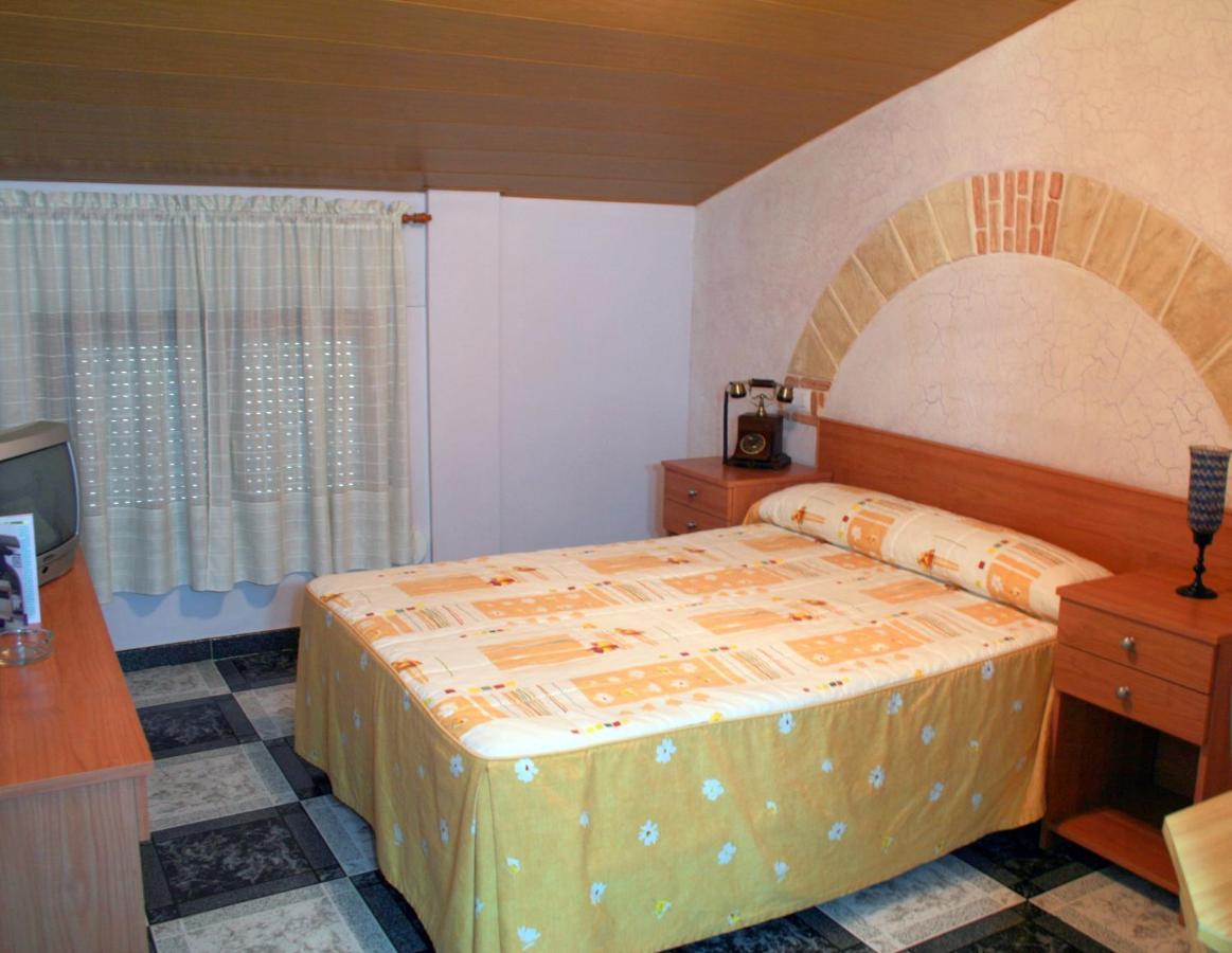 Hotel El Torreon Del Miguelete à Miguel Esteban Extérieur photo