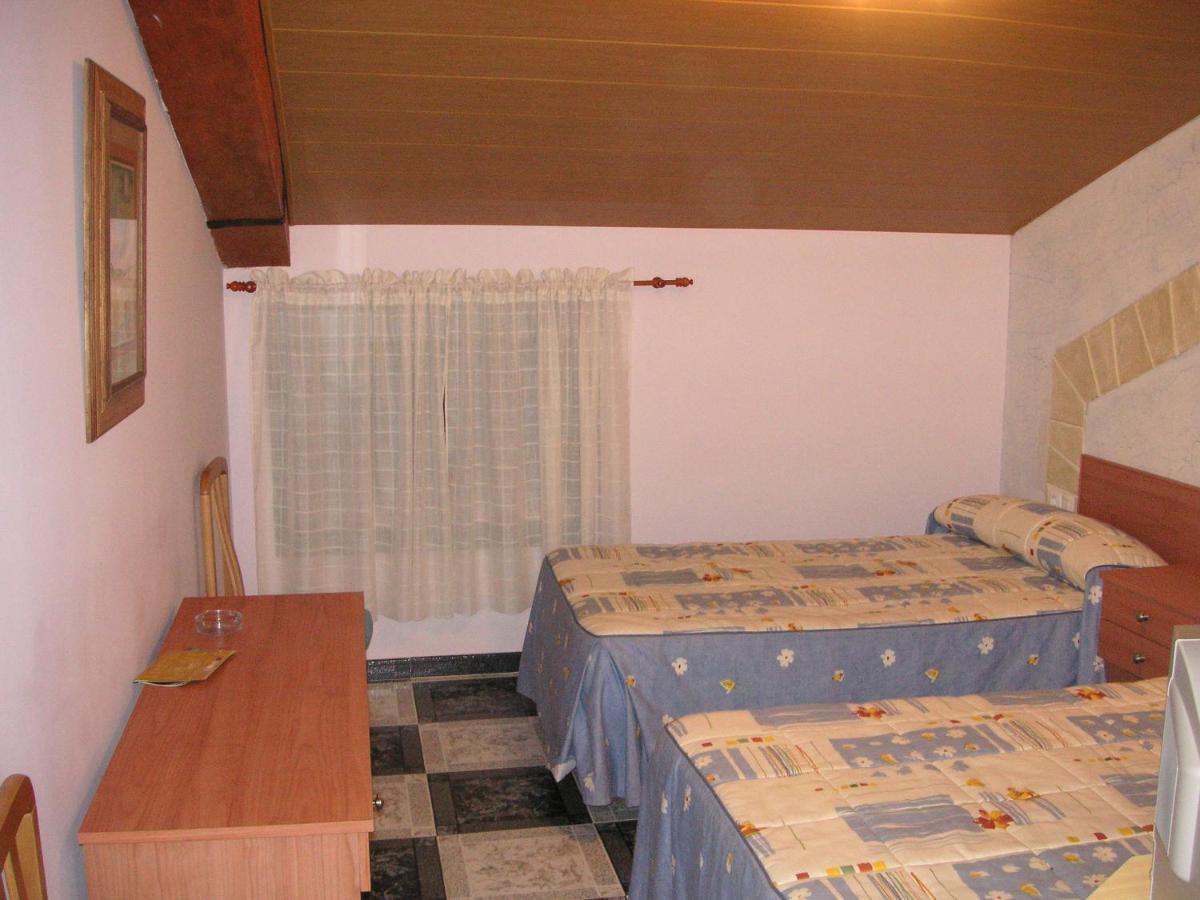 Hotel El Torreon Del Miguelete à Miguel Esteban Extérieur photo
